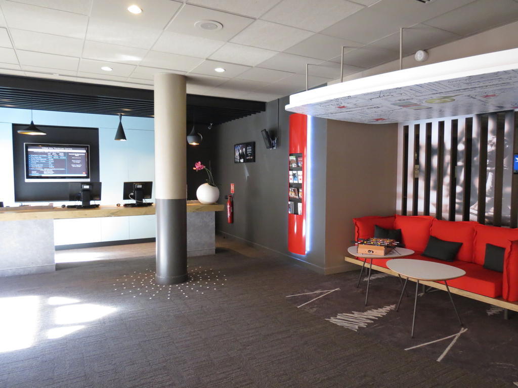 Ibis Centre Hotel 3*